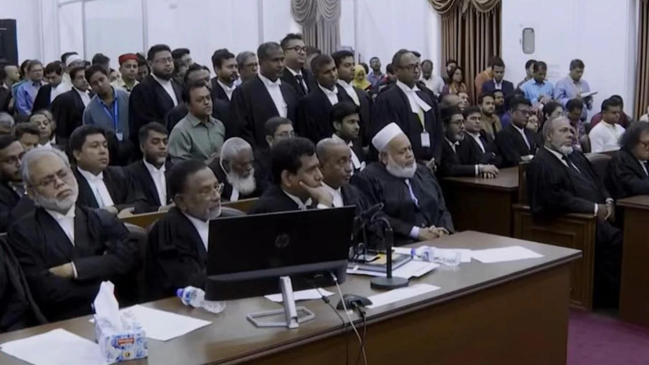 জুলাই আন্দোলনের মানবতাবিরোধী মামলায় রায় পাঠ শুরু