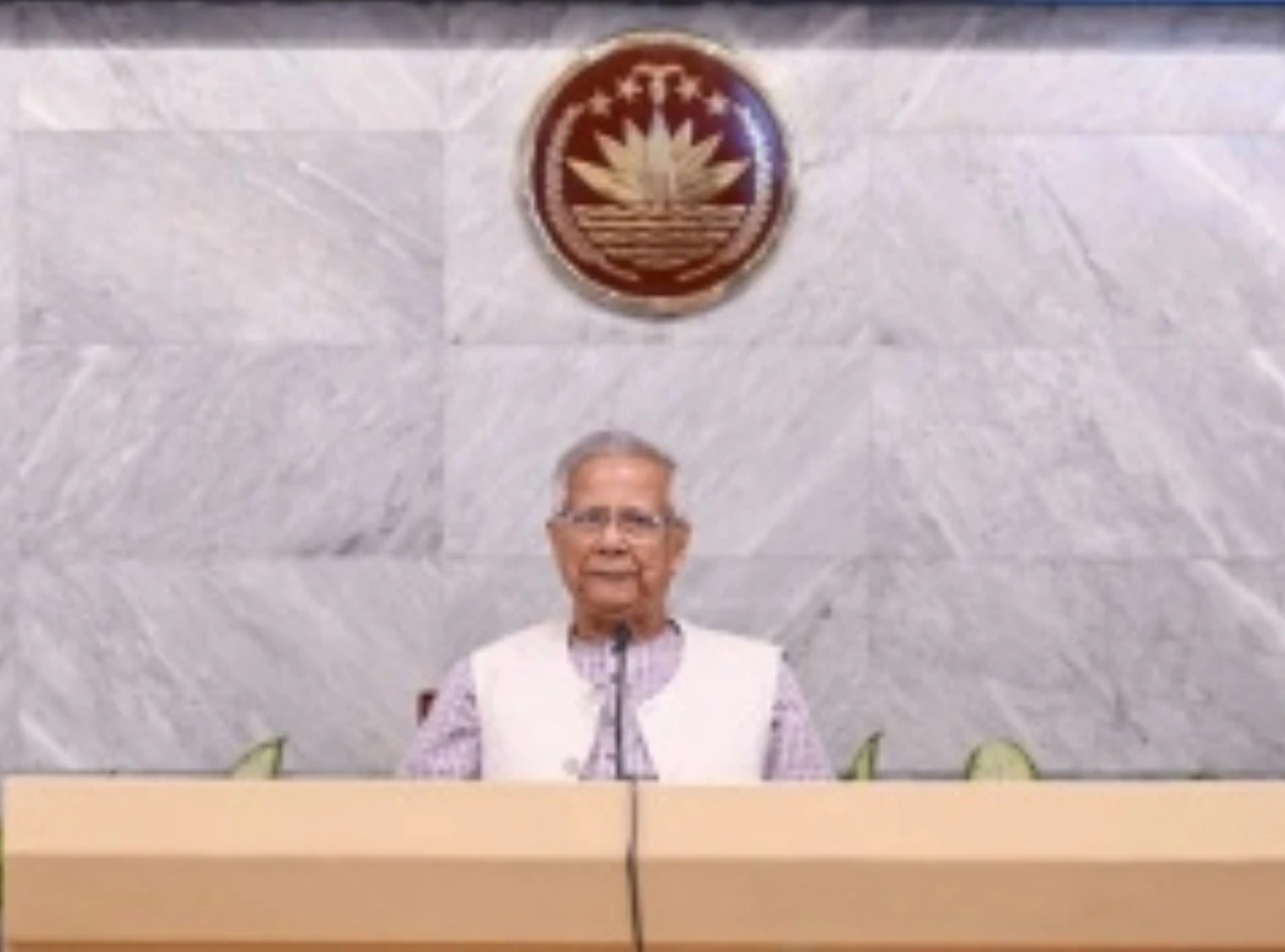 বিদেশি বিনিয়োগ টানতে প্রবাসীদের জন্য নগদ প্রণোদনার নতুন দিগন্ত